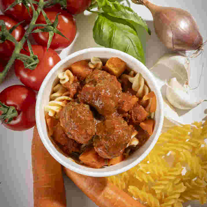 Mamma's Italian Meatballs In Tomato Sauce, Carrots And Fusilli Pasta 2